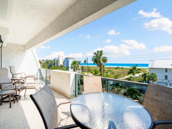 Siesta Key Vacation Rental - Oceanfront Condo with Beach Access