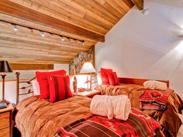 Spacious Beaver Creek Townhome Near Ski Lift & Village