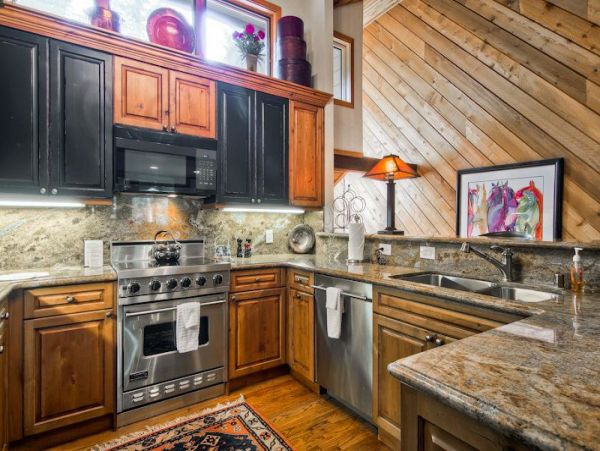 Spacious Beaver Creek Townhome Near Ski Lift & Village
