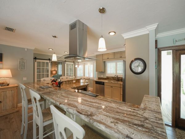 Stunning Three Bedroom Vacation Rental on Holmes Beach