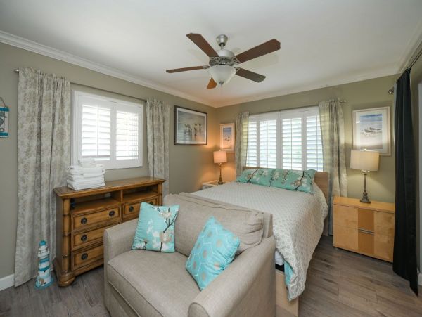 Stunning Three Bedroom Vacation Rental on Holmes Beach