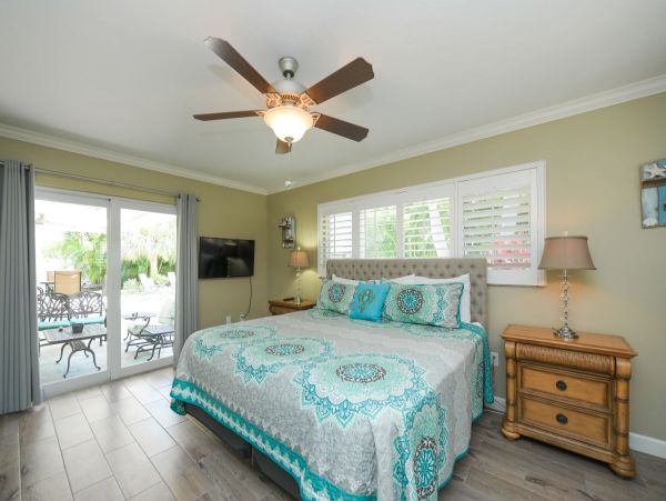 Stunning Three Bedroom Vacation Rental on Holmes Beach