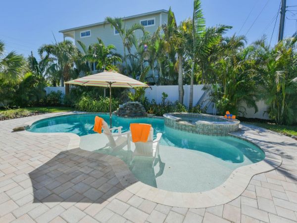 Stunning Three Bedroom Vacation Rental on Holmes Beach