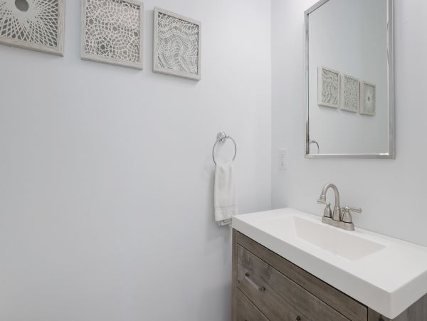 Anna Maria Luxury Vacation Home One Minute Walk to Beach