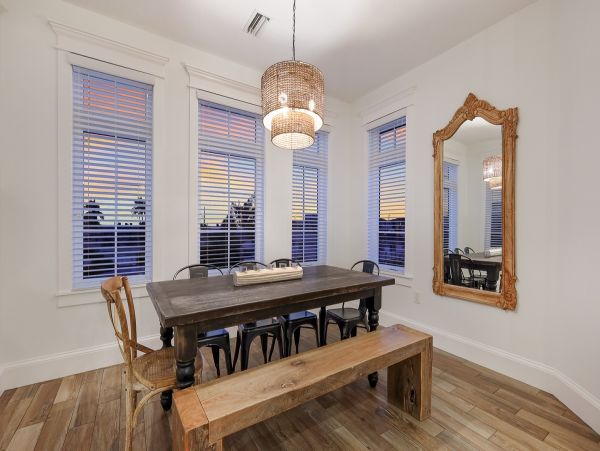 Anna Maria Luxury Vacation Home One Minute Walk to Beach