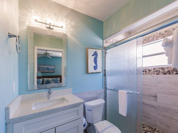 Beachside Two Bedroom Vacation Rental in Siesta Key