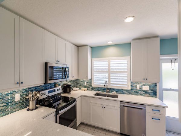 Beachside Two Bedroom Vacation Rental in Siesta Key