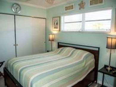 Queen Bedroom