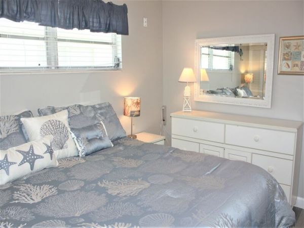 SIESTA KEY 1 BEDROOM SLEEPS 4