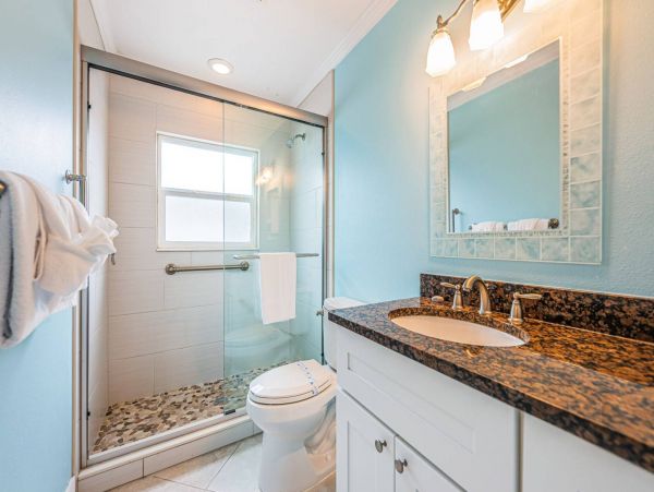 2 bedroom Unit on Siesta Beach