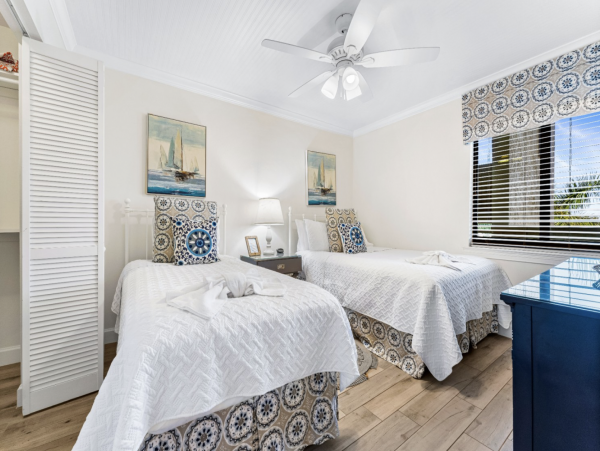 Siesta Key Just Remodeled Two Bedroom Vacation Condo