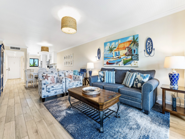 Siesta Key Just Remodeled Two Bedroom Vacation Condo