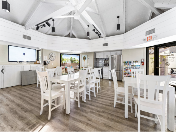 Siesta Key Just Remodeled Two Bedroom Vacation Condo
