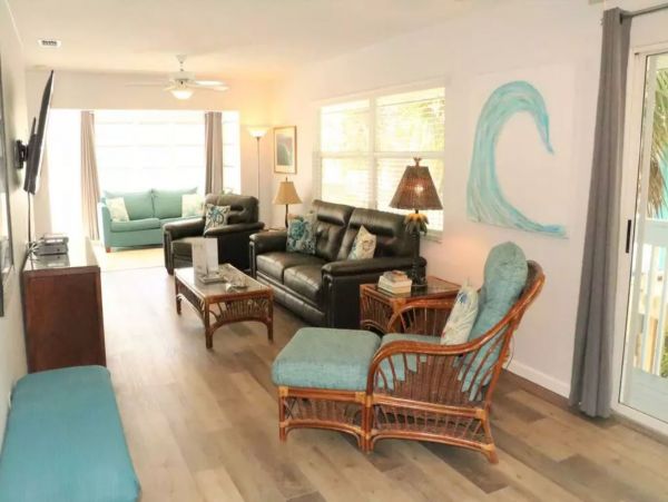 Siesta Key Vacation Condo Two Bedrooms Sleeps Six