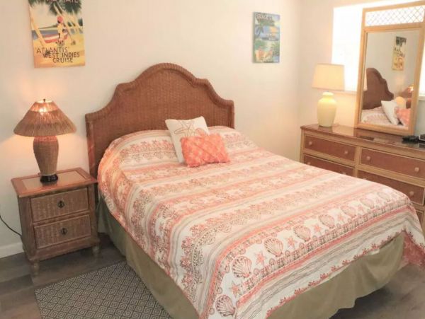 Siesta Key Vacation Condo Two Bedrooms Sleeps Six
