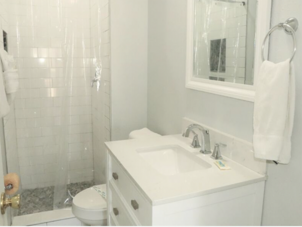 Six Bedroom Value Rental Siesta Key & Pool