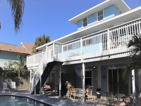 Six Bedroom Value Rental Siesta Key & Pool