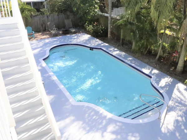 Six Bedroom Value Rental Siesta Key & Pool