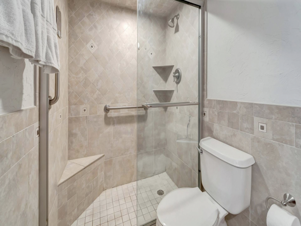 Siesta Key Vacation Condo Walk to Beaches!