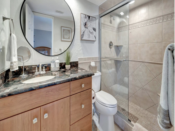 Siesta Key Vacation Condo Walk to Beaches!