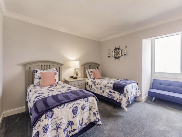 Siesta Key Vacation Condo Walk to Beaches!