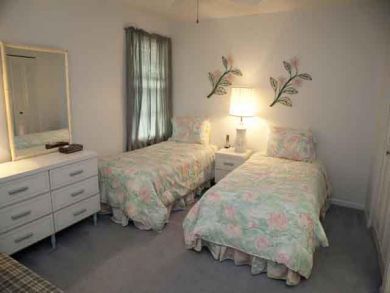 Twin Bedroom
