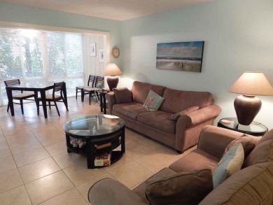 Charming Vacation Rental on Siesta Key. Call Today.