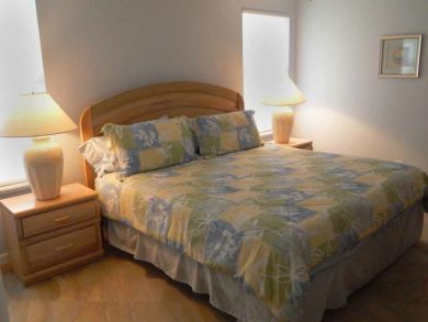 Beachfront 2 Bedroom Condo with Full Gulf Views