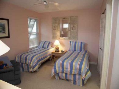 Twin Bedroom