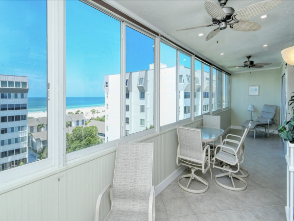 Only 175 Yards From Crescent Beach 175 yards Crescent Beach.