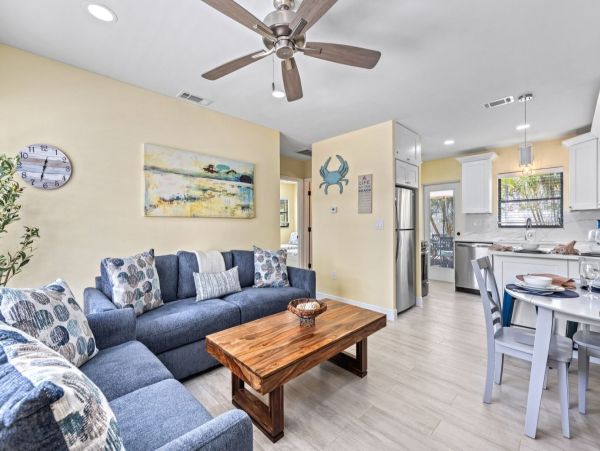 Siesta Key Two Bedroom Coastal Vacation Rental