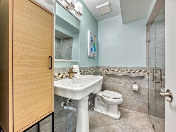 Luxury Siesta Key Vacation Rental with Pool Near Beach