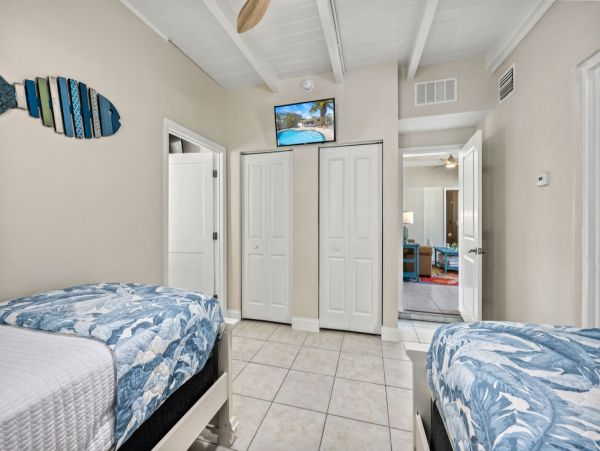 Luxury Siesta Key Vacation Rental with Pool Near Beach