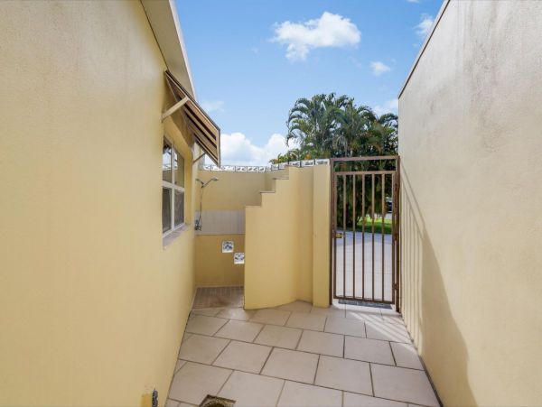 Rent 1 Villa or Both Villas on Siesta Key Combined Sleeps 12