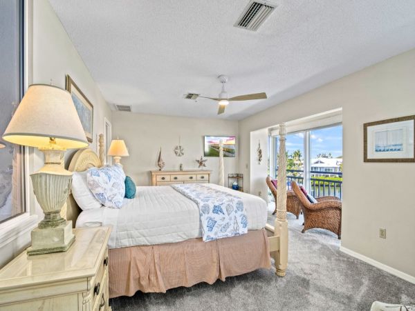 Siesta Key Three Bedroom Vacation Rental Condo