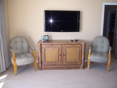 Beach Condo Sleeps 6 Two Bedroom View of the Gulf & Beach