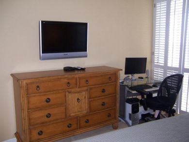 Beach Condo Sleeps 6 Two Bedroom View of the Gulf & Beach