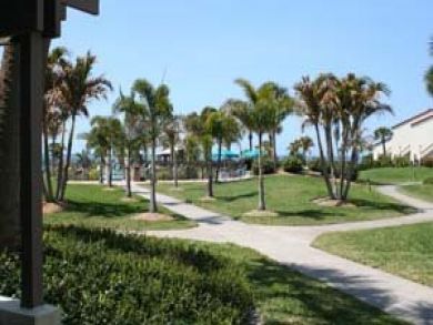 Siesta Key Vacation Condo Sleeps Six Guests. Siesta Key Vacation Condo Sleeps Six Guests.