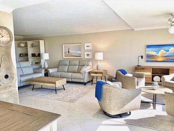 Siesta Key Two Bedroom Beachfront Vacation Condo Gulf Views