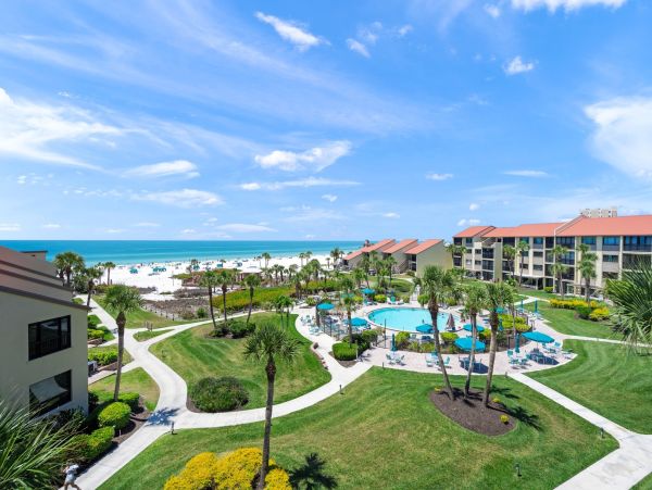 Recent Renovated Beachfront Condo