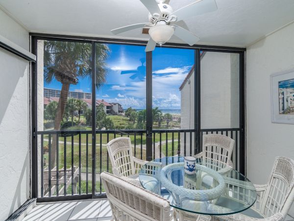 Siesta Key Vacation Condo On Beach Two Bedrooms Sleeps Six