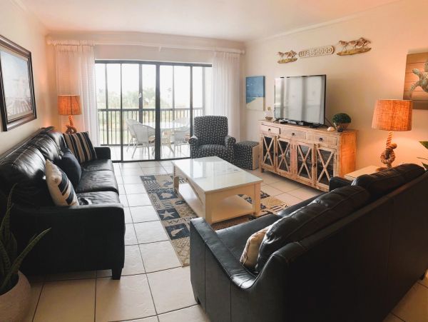 Siesta Key Vacation Condo On Beach Two Bedrooms Sleeps Six