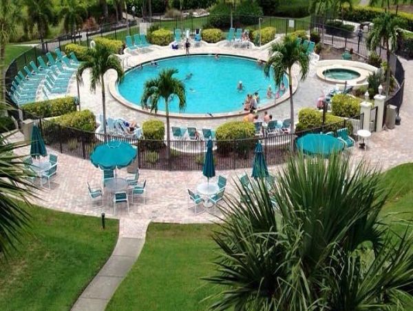 Siesta Key Vacation Rentals - Florida Beachfront Condo with Patio & Pool