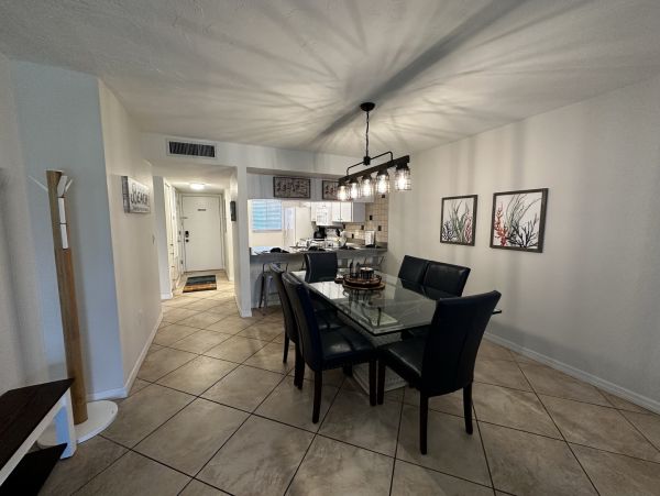 Siesta Key Vacation Rentals - Florida Beachfront Condo with Patio & Pool