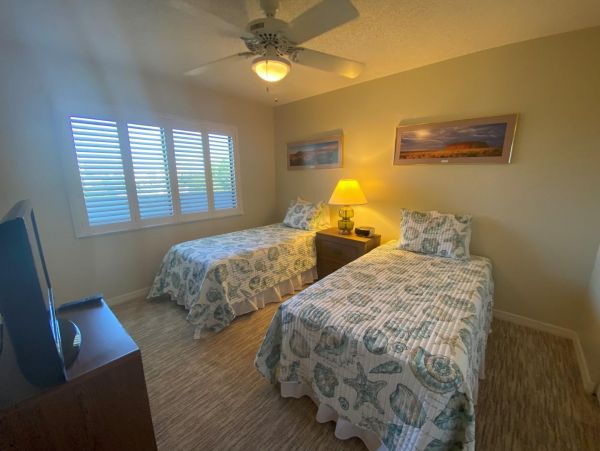Siesta Key Beach Front Vacation Condos Partial Gulf Views