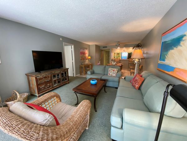 Siesta Key Value with a GREAT Location Call agent today