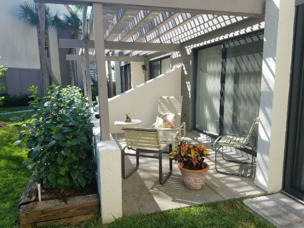 Siesta Key Value with a GREAT Location Call agent today