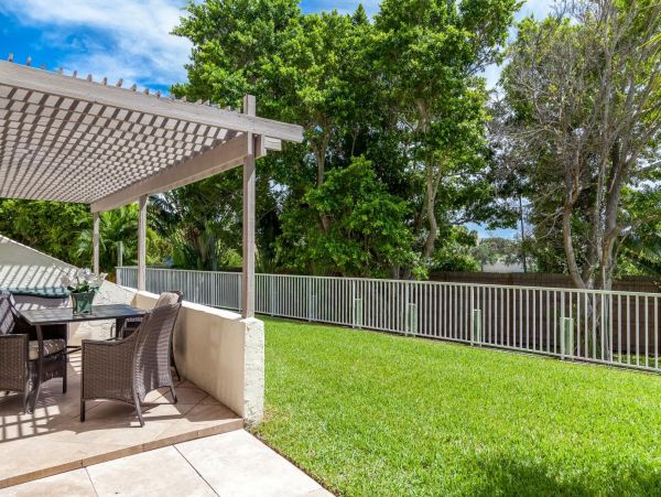 Siesta Key Two Bedroom Vacation Condo Rental Sleeps 6 Guests