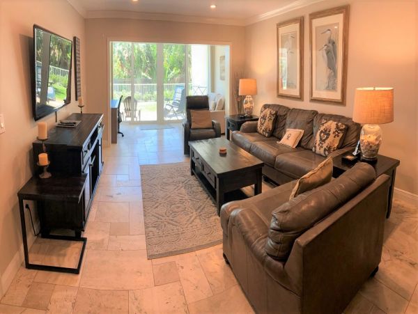 Siesta Key Two Bedroom Vacation Condo Rental Sleeps 6 Guests