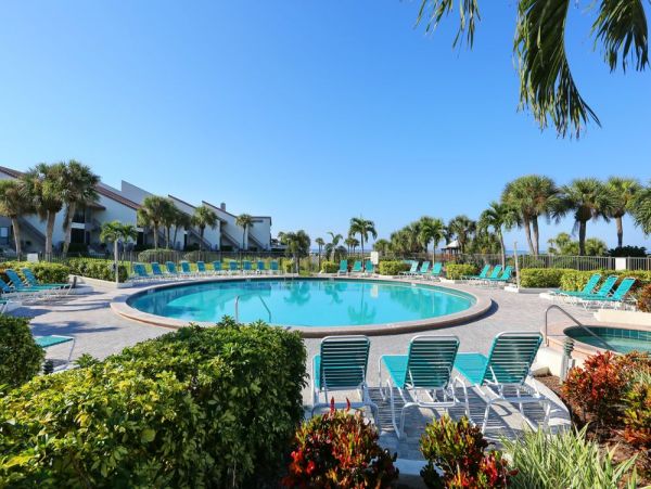 Siesta Key Two Bedroom Vacation Condo Rental Sleeps 6 Guests